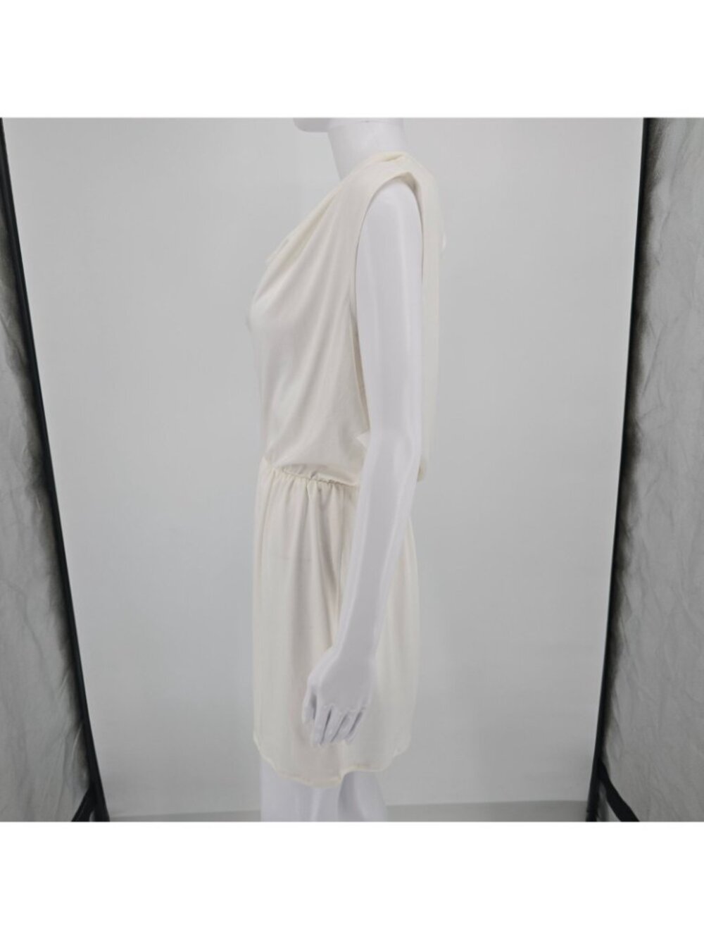 Vintage 1980s Made in USA Cowl Neck Sleeveless Blouson Mini Dress (Size 10/M) - Picture 7 of 11